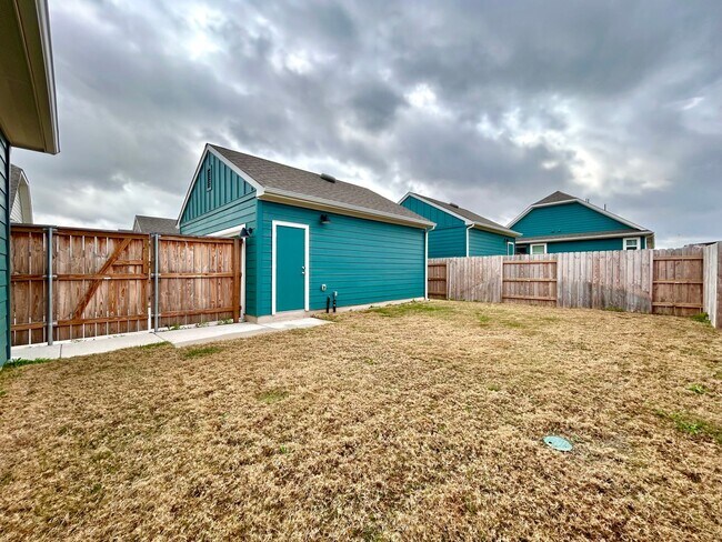 Foto del edificio - 202 Elm Br Trl