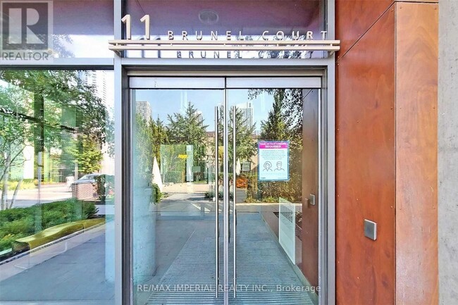 Building Photo - 11 Brunel Ct