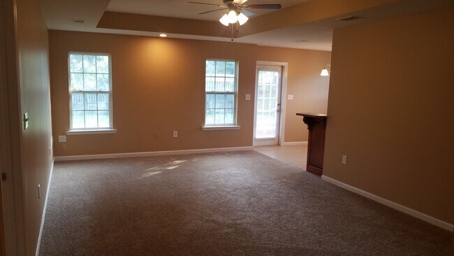 Foto del edificio - Charming 3BR/2BA Home Near Moody AFB – Large Backyard