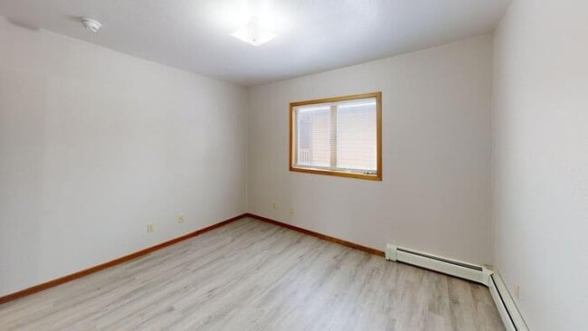 Building Photo - 1943 E Capitol Ave