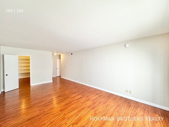 Building Photo - 817 S Shenandoah St