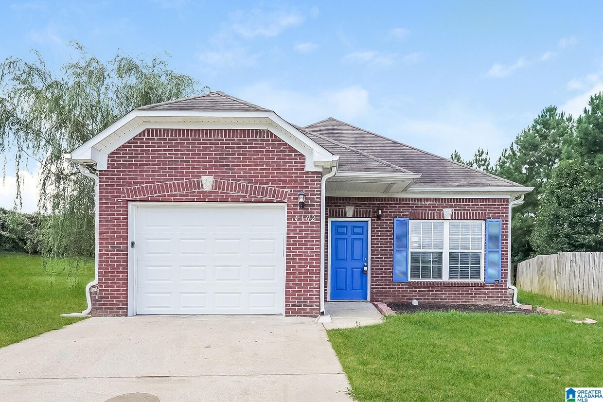 Primary Photo - 4162 Hathaway Ln