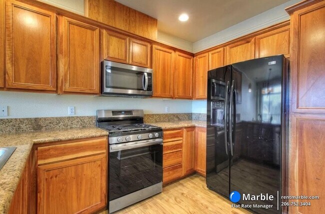 Foto del edificio - 4777 Whitworth Ave S