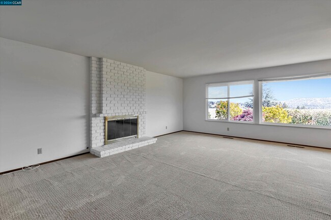 Building Photo - 770 Crossbrook Dr