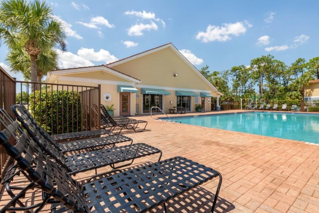 Tuscan Isle Apartments Apartments - 8650 Weir Dr Naples, FL ...