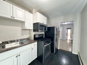Building Photo - 2275 John F. Kennedy Blvd