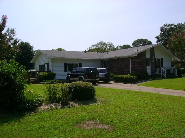Foto del edificio - 536 Canterbury Rd