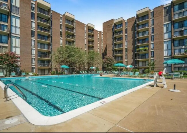 Foto del edificio - 9907 Blundon Dr