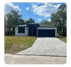 Building Photo - 1597 Kerman St