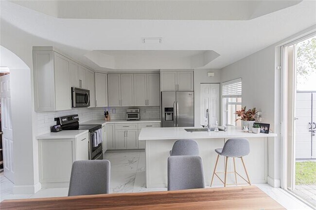 Foto del edificio - 14387 SW 9th Ct