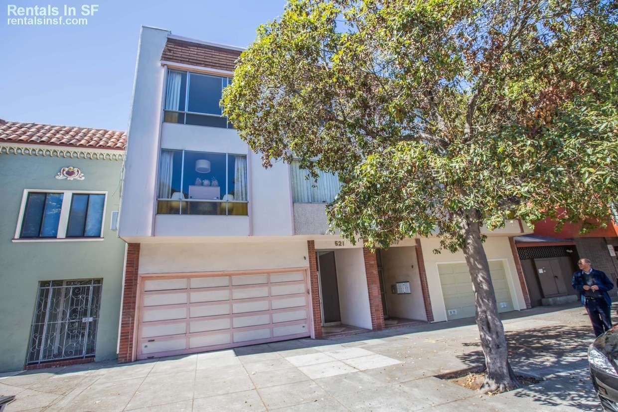 Primary Photo - 2 Br apartment in the Inner Richmond!
