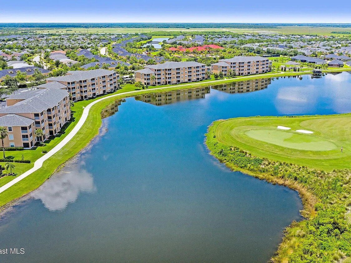 Foto principal - 6838 Toland Dr