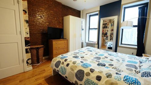 Building Photo - 102 W 134th St