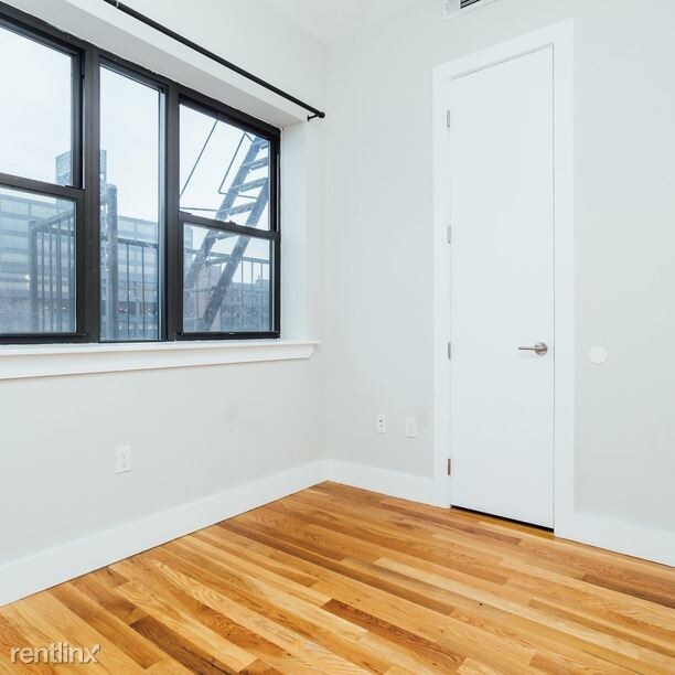 Building Photo - 164 Throop Ave