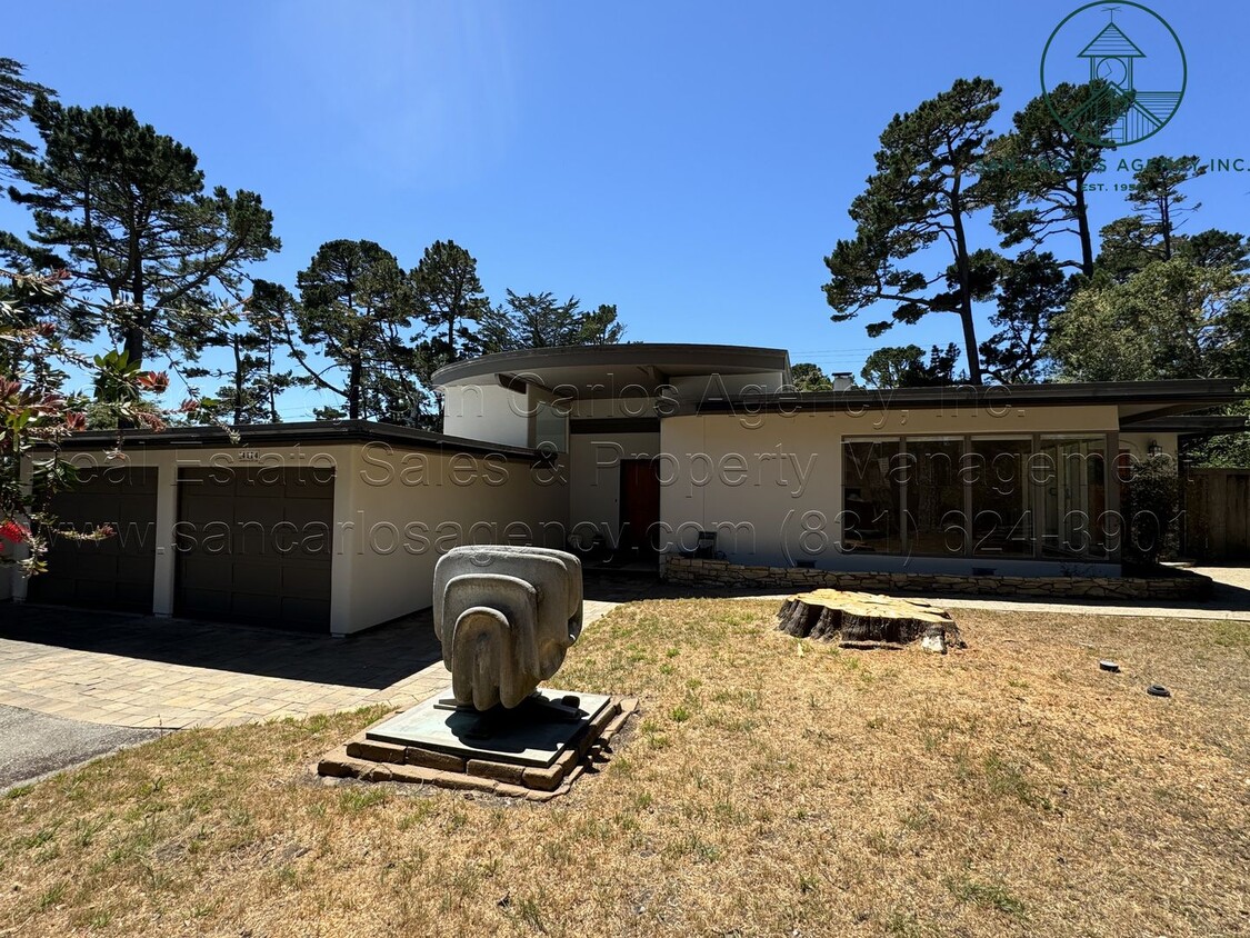 Primary Photo - Two Bedroom Mid-Century Home in Pebble Beach