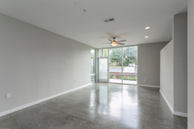 Polished Concrete Floor - 926 Woodland St