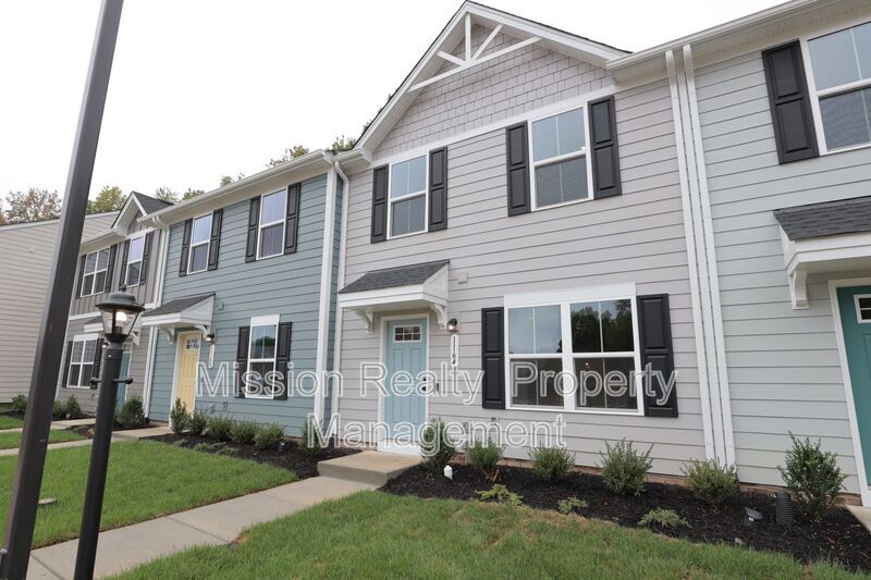 Primary Photo - 1164 Canterbury Rdg Rd