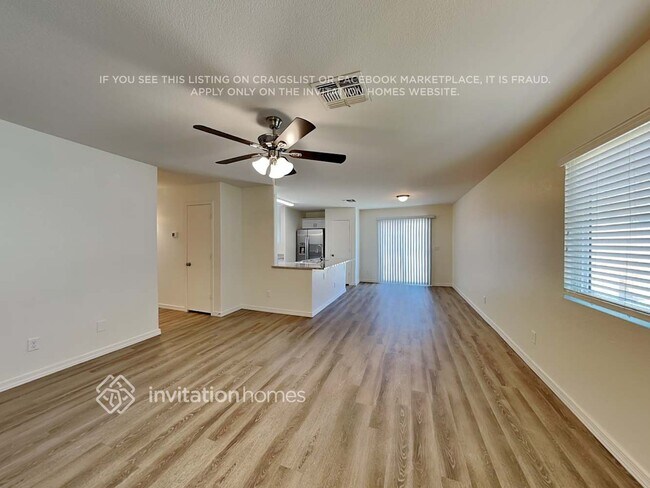 Foto del edificio - 7116 W Whyman Ave