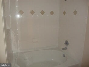 Building Photo - 507 Sunset View Terrace SE