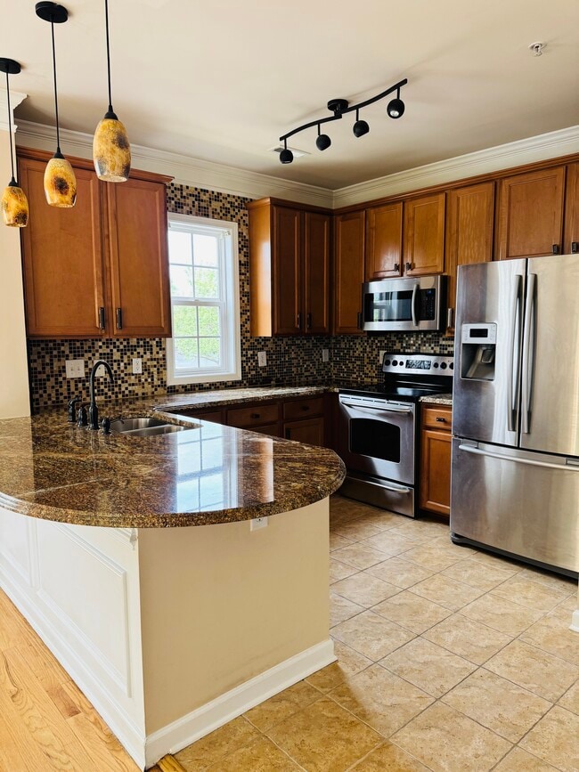 Building Photo - 2092 Ayrsley Town Blvd