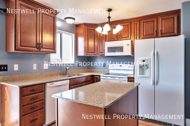 Building Photo - 220 W 90 N