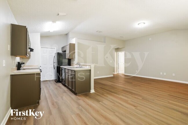 Foto del edificio - 8038 Beaver Creek Drive