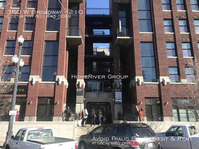 Foto del edificio - 360 Broadway