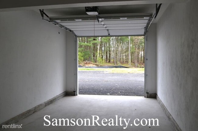 Building Photo - 2 br, 1 bath Condo - 201 Forsythe Cir