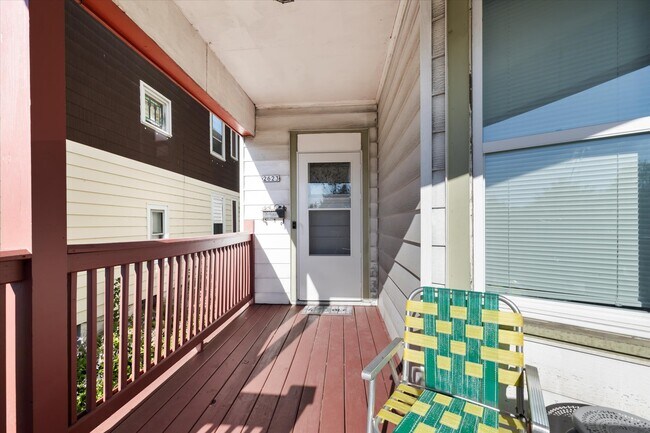 Foto del edificio - 2623 S Howell Ave