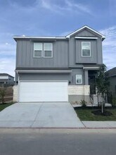 Building Photo - 2240 Delano Dr