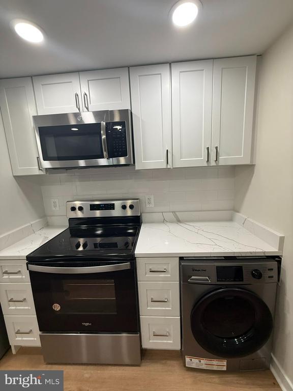 Foto del edificio - 1530 Key Blvd