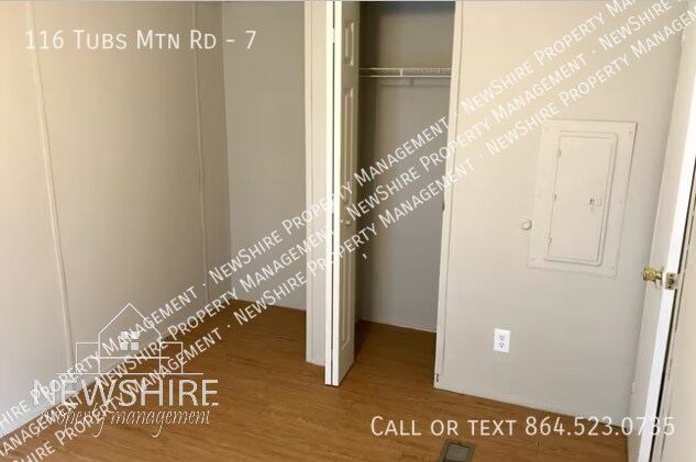 Foto del edificio - 116 Tubbs Mountain Rd