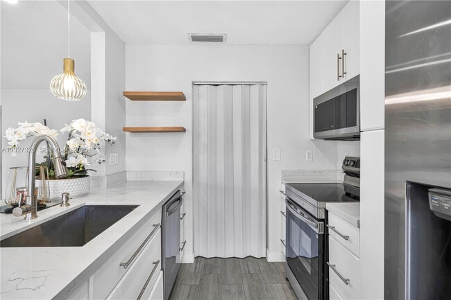 Foto del edificio - 11974 SW 110th St Cir S