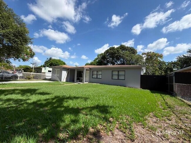 Building Photo - 1135 NW 127th St