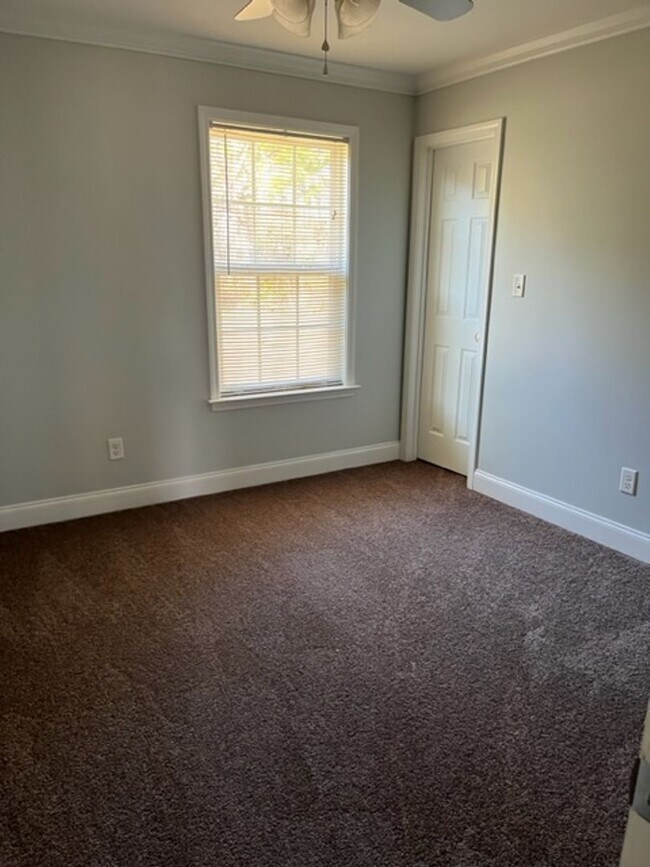 Foto del edificio - 174 White Oak Drive