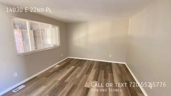 Foto del edificio - *New 5 Bedroom 2 Bath in Aurora, CO*