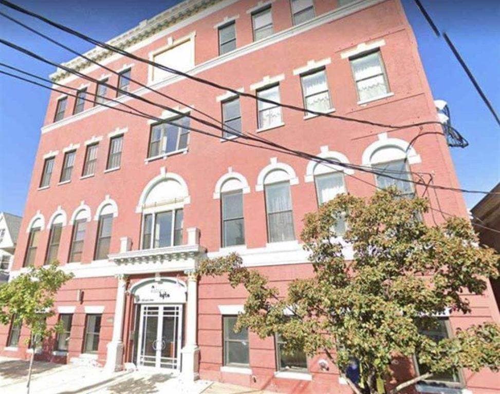 Primary Photo - 59-63-63 W 30th St