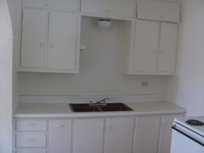Foto del edificio - Affordable 1 Bedroom Apartment