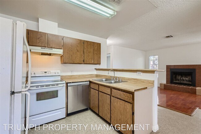 Building Photo - 2 br, 1 bath House - 2756 JennyDiane Dr  U...