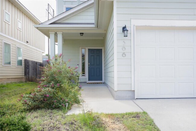 Building Photo - 366 Eagle Brook Ln
