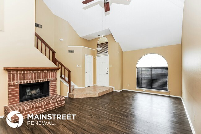 Foto del edificio - 2411 Bennington Dr