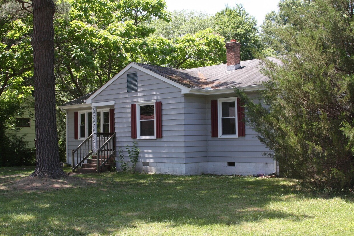 Building Photo - 1042 Barlen Dr