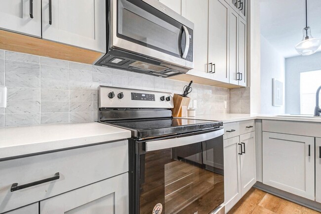 Building Photo - 1508 Blodgett St