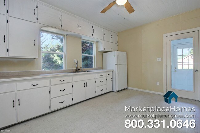 Building Photo - 3 br, 1 bath House - 1101 Wabash Ave