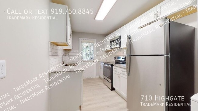 Building Photo - 710 Highgate-