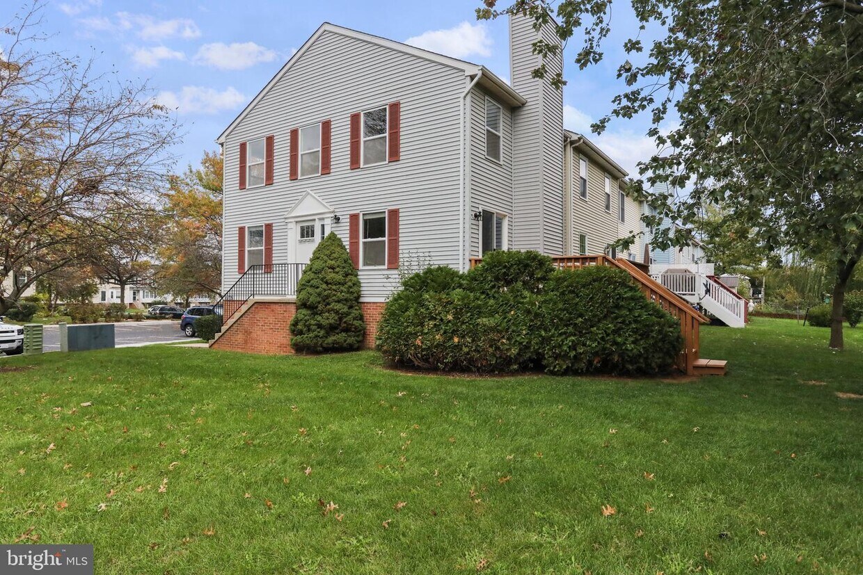 6705 Sandpiper Ct, Frederick, MD 21703 Townhome Rentals in Frederick