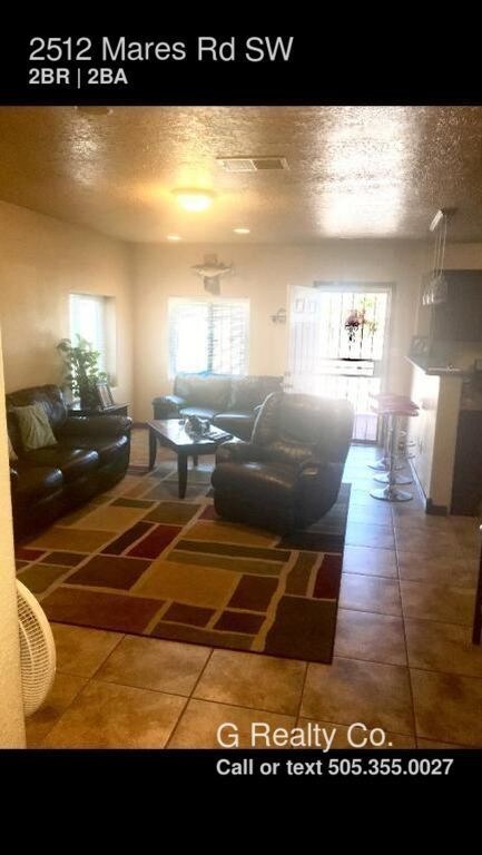 Foto del edificio - 2512 Mares Rd SW