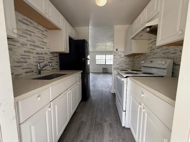 Foto del edificio - 341 Silver Beach Rd