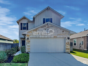 Building Photo - 473 Pebble Bend