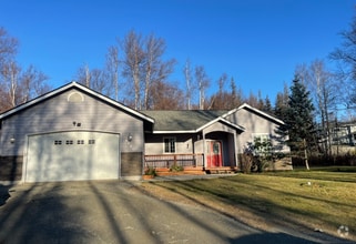 Building Photo - 6225 N Wildwood Dr